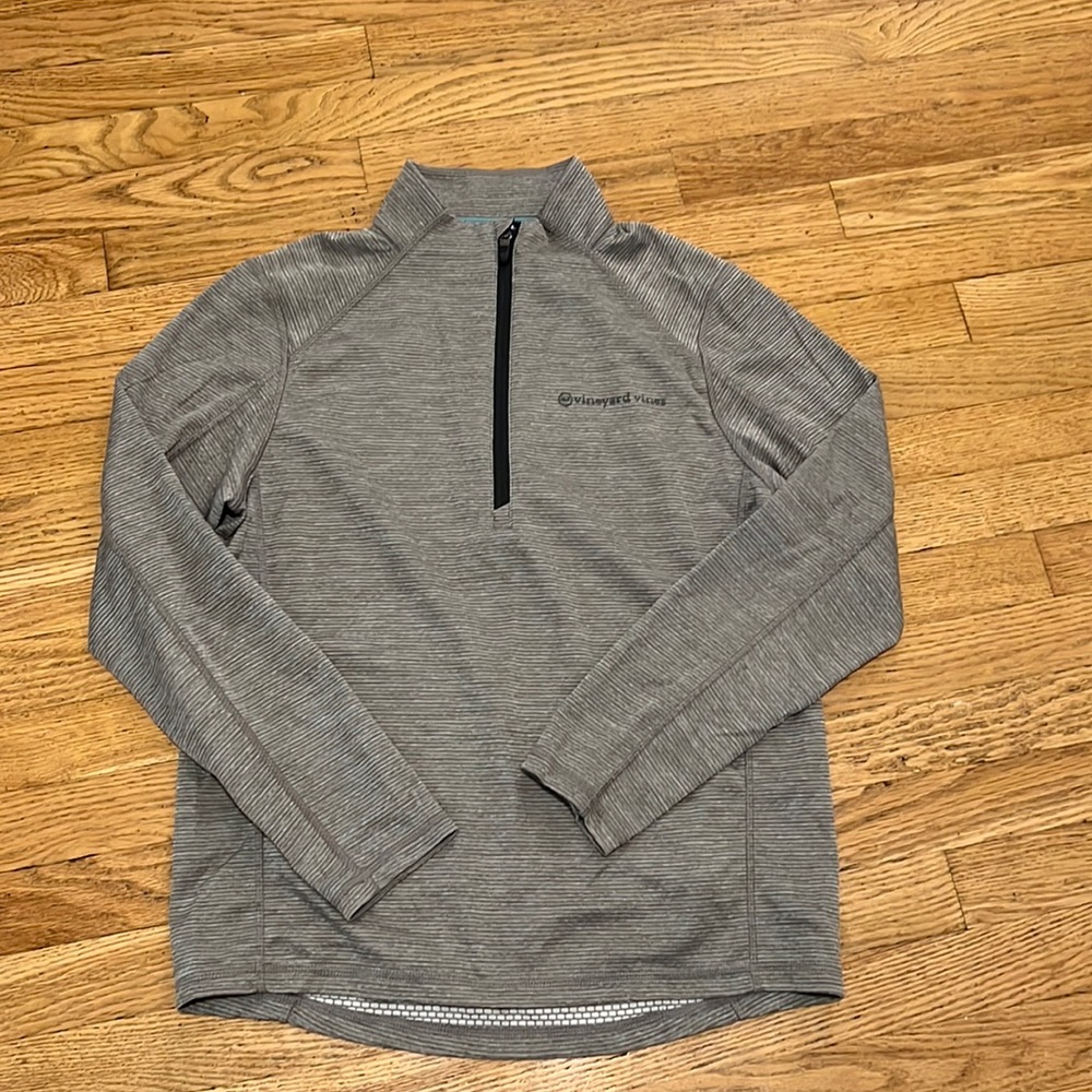 Vineyard vines 1/2 zip size small